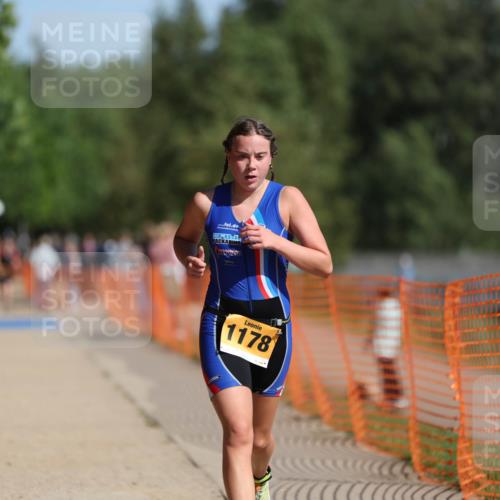 07.09.2025 - 19. Norderstedt Triathlon Michael Strokosch http://msf.ph/oto/8809921 07.09.2025 11:38:28 Laufen 1178 meine-sportfotos.de