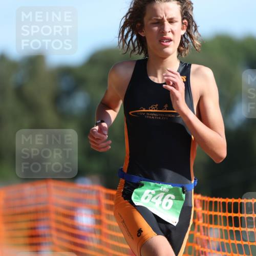 07.09.2025 - 19. Norderstedt Triathlon Michael Strokosch http://msf.ph/oto/8809938 07.09.2025 10:38:54 Laufen 646, 1139 meine-sportfotos.de