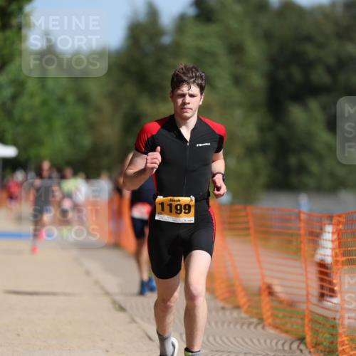 07.09.2025 - 19. Norderstedt Triathlon Michael Strokosch http://msf.ph/oto/8809960 07.09.2025 11:38:45 Laufen 833, 1199, 1340 meine-sportfotos.de