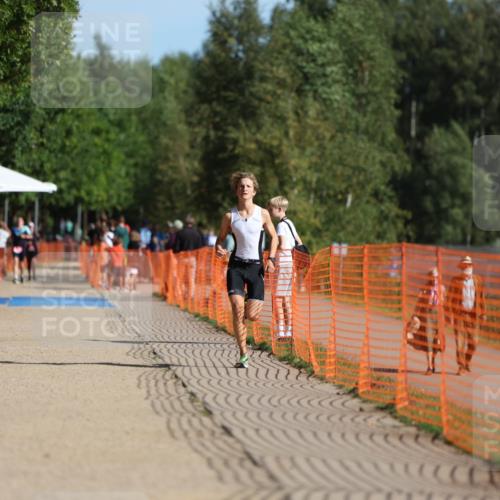 07.09.2025 - 19. Norderstedt Triathlon Michael Strokosch http://msf.ph/oto/8810033 07.09.2025 10:39:51 Laufen 675 meine-sportfotos.de
