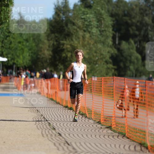 07.09.2025 - 19. Norderstedt Triathlon Michael Strokosch http://msf.ph/oto/8810041 07.09.2025 10:39:52 Laufen 675 meine-sportfotos.de