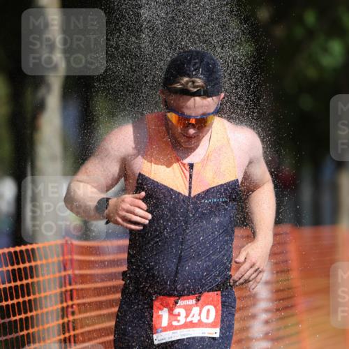 07.09.2025 - 19. Norderstedt Triathlon Michael Strokosch http://msf.ph/oto/8810056 07.09.2025 11:38:53 Laufen 833, 1184, 1340 meine-sportfotos.de