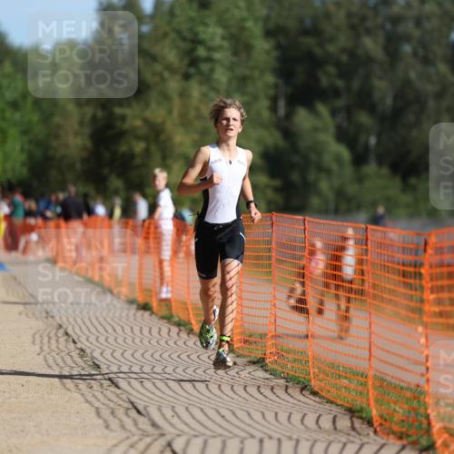 07.09.2025 - 19. Norderstedt Triathlon Michael Strokosch http://msf.ph/oto/8810061 07.09.2025 10:39:53 Laufen 675 meine-sportfotos.de
