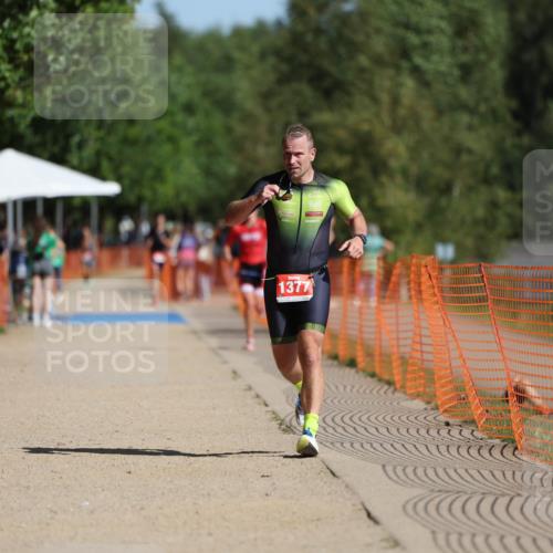 07.09.2025 - 19. Norderstedt Triathlon Michael Strokosch http://msf.ph/oto/8810114 07.09.2025 11:39:00 Laufen 1184, 1377 meine-sportfotos.de
