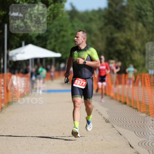 07.09.2025 - 19. Norderstedt Triathlon Michael Strokosch http://msf.ph/oto/8810137 07.09.2025 11:39:01 Laufen 1377 meine-sportfotos.de