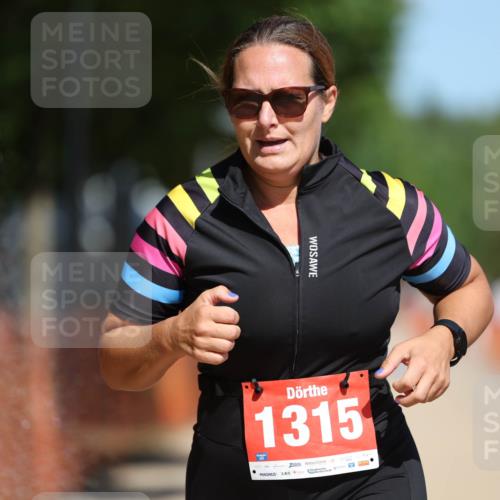 07.09.2025 - 19. Norderstedt Triathlon Michael Strokosch http://msf.ph/oto/8810147 07.09.2025 12:48:05 Laufen 216, 1251, 1315, 1322 meine-sportfotos.de