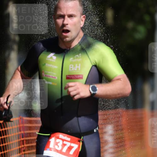 07.09.2025 - 19. Norderstedt Triathlon Michael Strokosch http://msf.ph/oto/8810224 07.09.2025 11:39:05 Laufen 231, 1377 meine-sportfotos.de