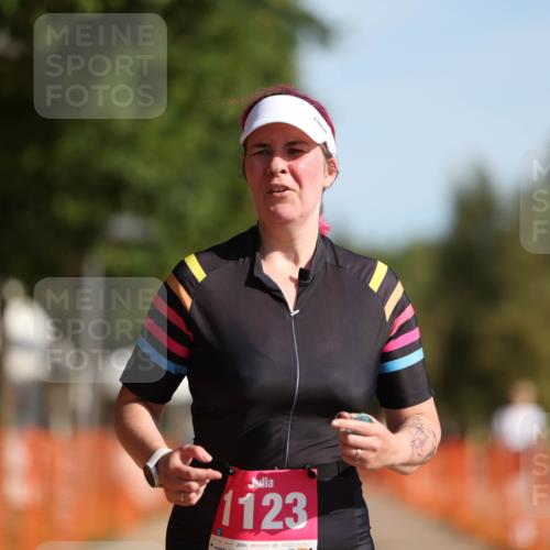 07.09.2025 - 19. Norderstedt Triathlon Michael Strokosch http://msf.ph/oto/8810450 07.09.2025 10:40:26 Laufen 645, 1123 meine-sportfotos.de