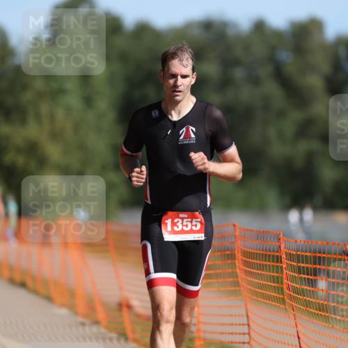 07.09.2025 - 19. Norderstedt Triathlon Michael Strokosch http://msf.ph/oto/8810469 07.09.2025 11:39:20 Laufen 1355 meine-sportfotos.de