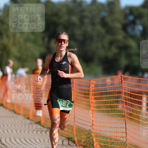 07.09.2025 - 19. Norderstedt Triathlon Michael Strokosch http://msf.ph/oto/8810701 07.09.2025 10:41:06 Laufen 687 meine-sportfotos.de