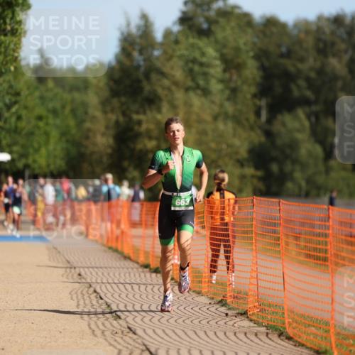 07.09.2025 - 19. Norderstedt Triathlon Michael Strokosch http://msf.ph/oto/8810883 07.09.2025 10:41:32 Laufen 655, 663 meine-sportfotos.de