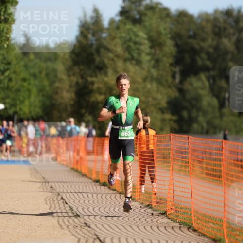 07.09.2025 - 19. Norderstedt Triathlon Michael Strokosch http://msf.ph/oto/8810891 07.09.2025 10:41:32 Laufen 655, 663 meine-sportfotos.de