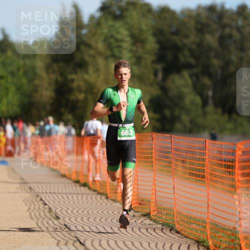 07.09.2025 - 19. Norderstedt Triathlon Michael Strokosch http://msf.ph/oto/8810924 07.09.2025 10:41:32 Laufen 655, 663 meine-sportfotos.de