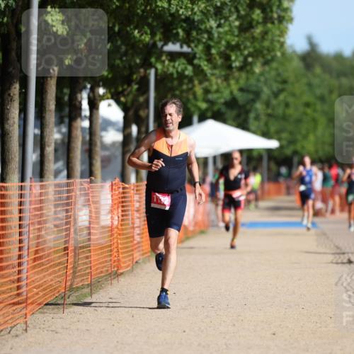 07.09.2025 - 19. Norderstedt Triathlon Michael Strokosch http://msf.ph/oto/8811007 07.09.2025 10:41:36 Laufen 663, 1132 meine-sportfotos.de