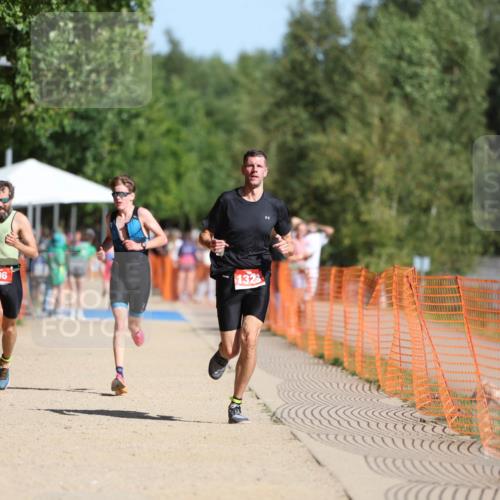 07.09.2025 - 19. Norderstedt Triathlon Michael Strokosch http://msf.ph/oto/8811200 07.09.2025 11:40:08 Laufen 196, 1171, 1323 meine-sportfotos.de