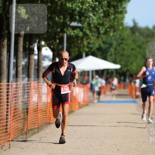 07.09.2025 - 19. Norderstedt Triathlon Michael Strokosch http://msf.ph/oto/8811205 07.09.2025 10:41:44 Laufen 657, 673, 1132, 1148 meine-sportfotos.de