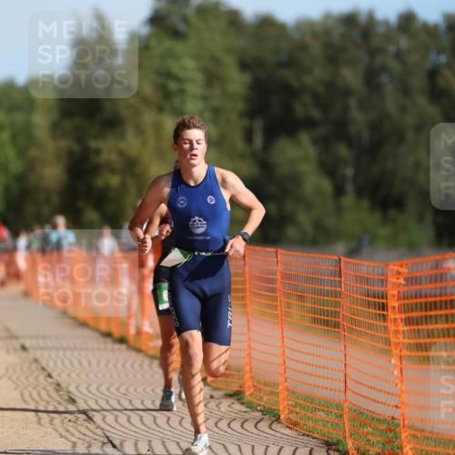 07.09.2025 - 19. Norderstedt Triathlon Michael Strokosch http://msf.ph/oto/8811263 07.09.2025 10:41:46 Laufen 657, 673, 1148 meine-sportfotos.de