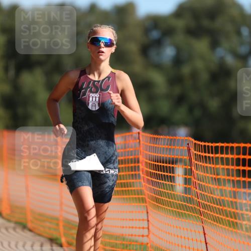 07.09.2025 - 19. Norderstedt Triathlon Michael Strokosch http://msf.ph/oto/8811331 07.09.2025 10:41:49 Laufen 657, 673, 1148 meine-sportfotos.de