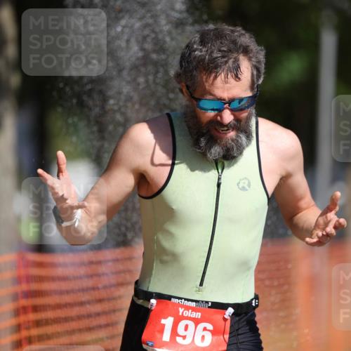 07.09.2025 - 19. Norderstedt Triathlon Michael Strokosch http://msf.ph/oto/8811353 07.09.2025 11:40:13 Laufen 196, 1171, 1323 meine-sportfotos.de