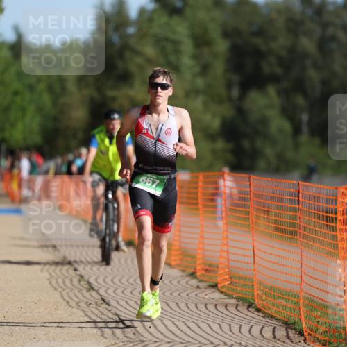 07.09.2025 - 19. Norderstedt Triathlon Michael Strokosch http://msf.ph/oto/8811430 07.09.2025 10:42:01 Laufen 667 meine-sportfotos.de