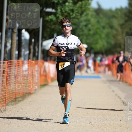07.09.2025 - 19. Norderstedt Triathlon Michael Strokosch http://msf.ph/oto/8811726 07.09.2025 11:40:53 Laufen 844, 1206 meine-sportfotos.de