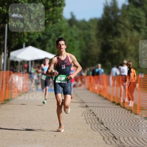07.09.2025 - 19. Norderstedt Triathlon Michael Strokosch http://msf.ph/oto/8811778 07.09.2025 10:42:28 Laufen 652, 686 meine-sportfotos.de
