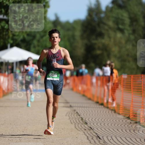 07.09.2025 - 19. Norderstedt Triathlon Michael Strokosch http://msf.ph/oto/8811801 07.09.2025 10:42:28 Laufen 652, 686 meine-sportfotos.de