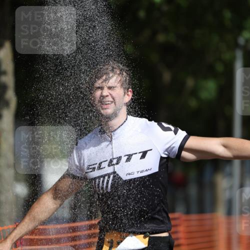 07.09.2025 - 19. Norderstedt Triathlon Michael Strokosch http://msf.ph/oto/8811814 07.09.2025 11:40:56 Laufen 844, 1206 meine-sportfotos.de