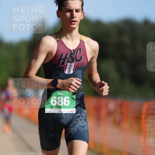 07.09.2025 - 19. Norderstedt Triathlon Michael Strokosch http://msf.ph/oto/8811875 07.09.2025 10:42:31 Laufen 652, 672, 686 meine-sportfotos.de