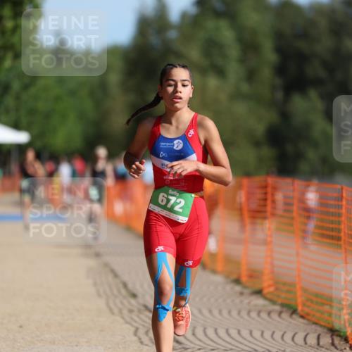 07.09.2025 - 19. Norderstedt Triathlon Michael Strokosch http://msf.ph/oto/8811962 07.09.2025 10:42:35 Laufen 652, 672, 686 meine-sportfotos.de