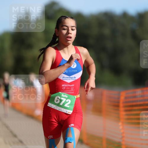 07.09.2025 - 19. Norderstedt Triathlon Michael Strokosch http://msf.ph/oto/8811991 07.09.2025 10:42:36 Laufen 652, 672 meine-sportfotos.de