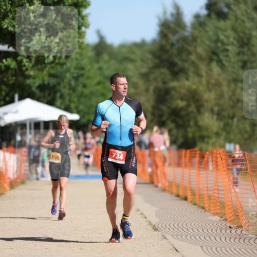 07.09.2025 - 19. Norderstedt Triathlon Michael Strokosch http://msf.ph/oto/8812157 07.09.2025 11:41:40 Laufen 734, 1155 meine-sportfotos.de