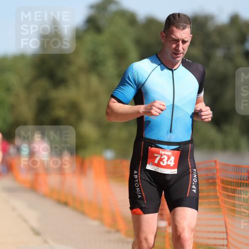 07.09.2025 - 19. Norderstedt Triathlon Michael Strokosch http://msf.ph/oto/8812253 07.09.2025 11:41:44 Laufen 734, 1155 meine-sportfotos.de
