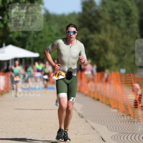 07.09.2025 - 19. Norderstedt Triathlon Michael Strokosch http://msf.ph/oto/8812389 07.09.2025 11:41:50 Laufen 1155, 1183, 1188 meine-sportfotos.de
