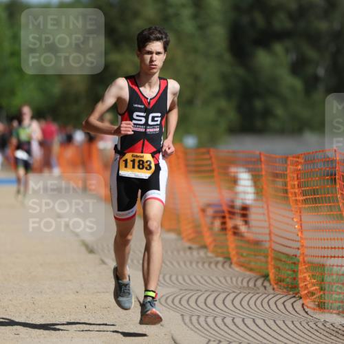 07.09.2025 - 19. Norderstedt Triathlon Michael Strokosch http://msf.ph/oto/8812488 07.09.2025 11:41:54 Laufen 1164, 1183, 1188 meine-sportfotos.de