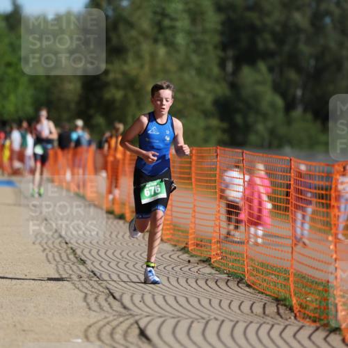 07.09.2025 - 19. Norderstedt Triathlon Michael Strokosch http://msf.ph/oto/8812544 07.09.2025 10:43:27 Laufen 676, 684 meine-sportfotos.de