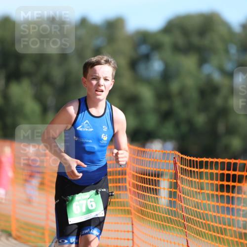 07.09.2025 - 19. Norderstedt Triathlon Michael Strokosch http://msf.ph/oto/8812611 07.09.2025 10:43:29 Laufen 676, 684 meine-sportfotos.de