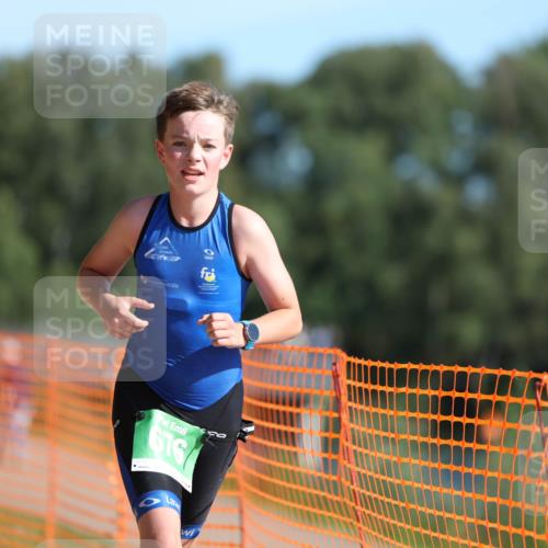 07.09.2025 - 19. Norderstedt Triathlon Michael Strokosch http://msf.ph/oto/8812618 07.09.2025 10:43:30 Laufen 676 meine-sportfotos.de