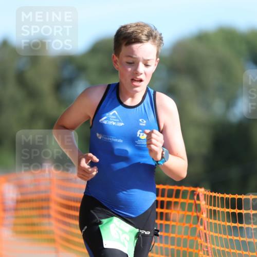 07.09.2025 - 19. Norderstedt Triathlon Michael Strokosch http://msf.ph/oto/8812641 07.09.2025 10:43:30 Laufen 676 meine-sportfotos.de
