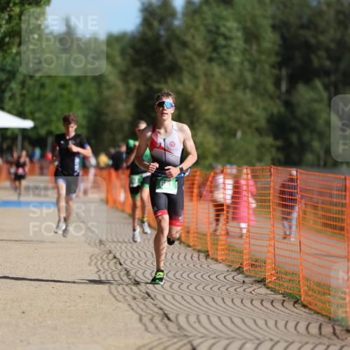 07.09.2025 - 19. Norderstedt Triathlon Michael Strokosch http://msf.ph/oto/8812678 07.09.2025 10:43:35 Laufen 87, 93, 661, 676 meine-sportfotos.de