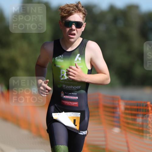 07.09.2025 - 19. Norderstedt Triathlon Michael Strokosch http://msf.ph/oto/8812707 07.09.2025 11:42:05 Laufen 200, 1164, 1180 meine-sportfotos.de