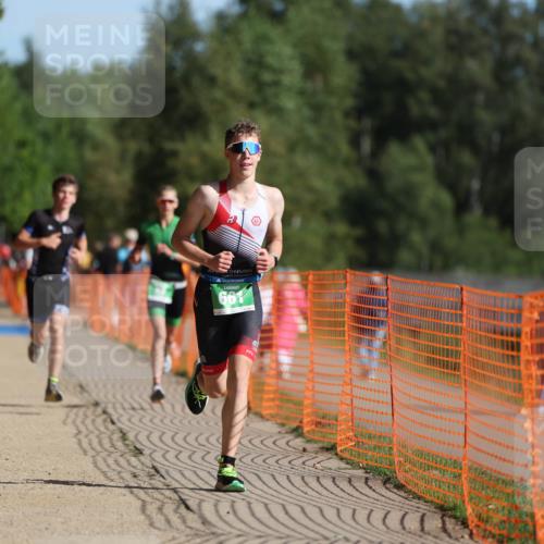 07.09.2025 - 19. Norderstedt Triathlon Michael Strokosch http://msf.ph/oto/8812711 07.09.2025 10:43:36 Laufen 87, 93, 661 meine-sportfotos.de