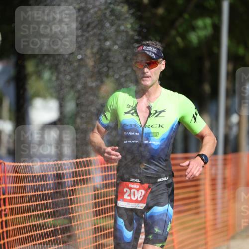 07.09.2025 - 19. Norderstedt Triathlon Michael Strokosch http://msf.ph/oto/8812788 07.09.2025 11:42:10 Laufen 200, 1314 meine-sportfotos.de