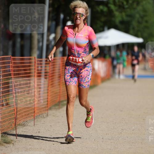 07.09.2025 - 19. Norderstedt Triathlon Michael Strokosch http://msf.ph/oto/8812877 07.09.2025 11:42:14 Laufen 200, 1314 meine-sportfotos.de
