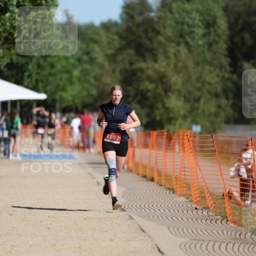 07.09.2025 - 19. Norderstedt Triathlon Michael Strokosch http://msf.ph/oto/8813005 07.09.2025 11:42:22 Laufen 1257 meine-sportfotos.de