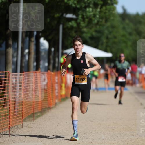 07.09.2025 - 19. Norderstedt Triathlon Michael Strokosch http://msf.ph/oto/8813211 07.09.2025 11:42:34 Laufen 1152, 1395 meine-sportfotos.de