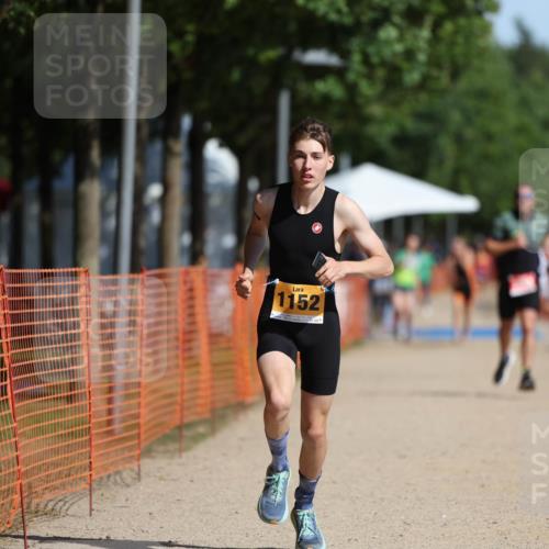 07.09.2025 - 19. Norderstedt Triathlon Michael Strokosch http://msf.ph/oto/8813225 07.09.2025 11:42:34 Laufen 1152, 1395 meine-sportfotos.de