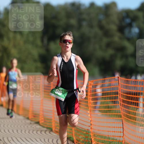 07.09.2025 - 19. Norderstedt Triathlon Michael Strokosch http://msf.ph/oto/8813266 07.09.2025 10:44:09 Laufen 96, 109, 134 meine-sportfotos.de