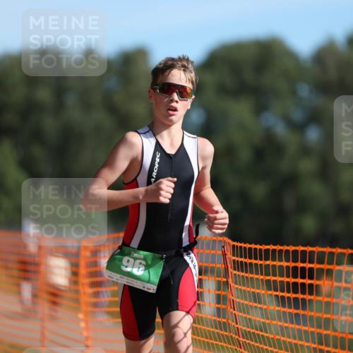 07.09.2025 - 19. Norderstedt Triathlon Michael Strokosch http://msf.ph/oto/8813286 07.09.2025 10:44:09 Laufen 96, 109, 134 meine-sportfotos.de