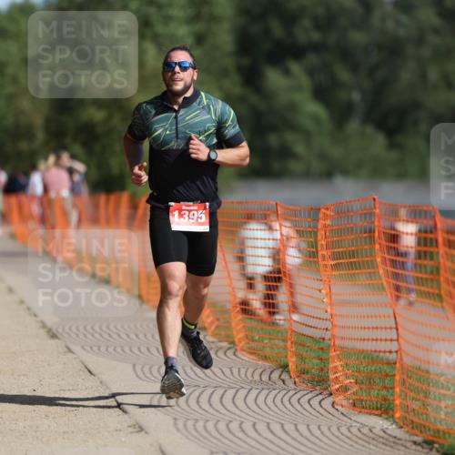 07.09.2025 - 19. Norderstedt Triathlon Michael Strokosch http://msf.ph/oto/8813357 07.09.2025 11:42:40 Laufen 1152, 1395 meine-sportfotos.de